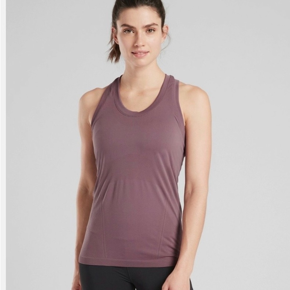 #333 Athleta Women's Racer Back Tank Top - Mauve Size XS. Great condition